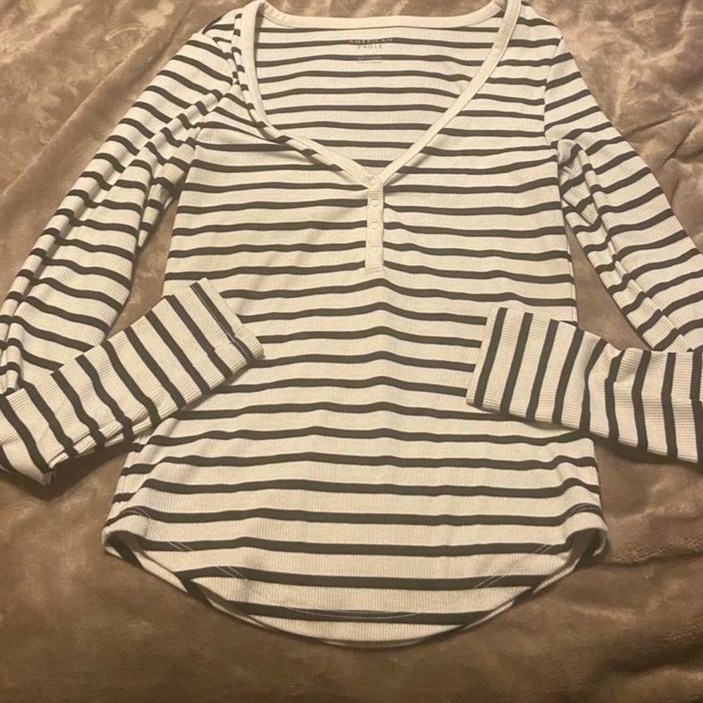 American Eagle Outfitters Black & White Striped Long-Sleeve Henley